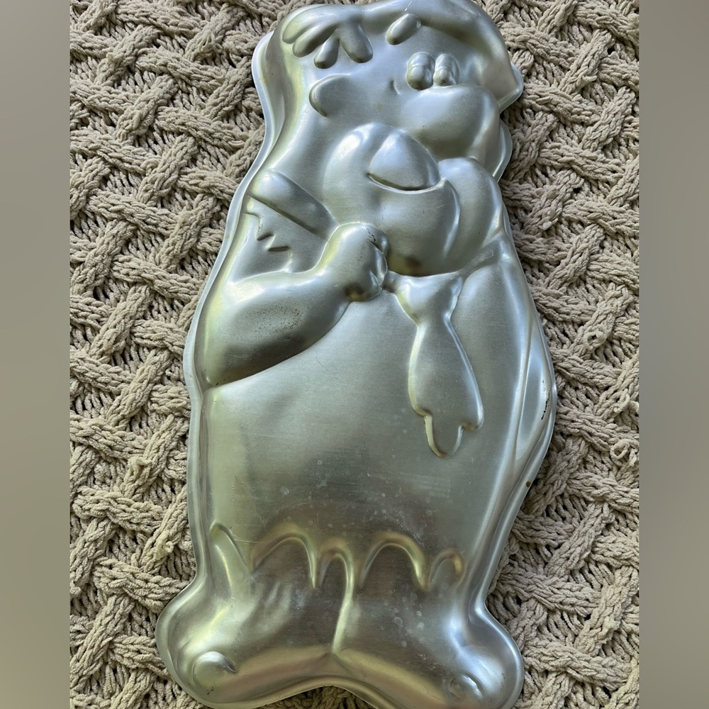 Vintage 1975 Fred Flintstone Cake Pan Wilton Party Pan Hanna-Barbara Metal Pan